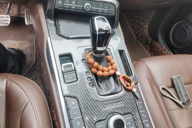 Used Wey VV7 2017 2.0T Flagship Model
