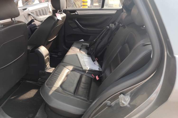 Used Volkswagen Bora 2013 1.6L Manual Comfort Model
