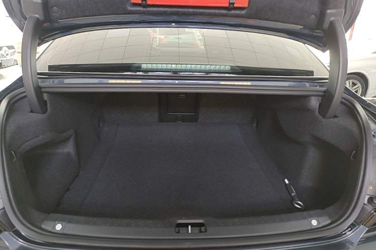 Used Volvo S90 2022 B5 Zhiyi Luxury Edition
