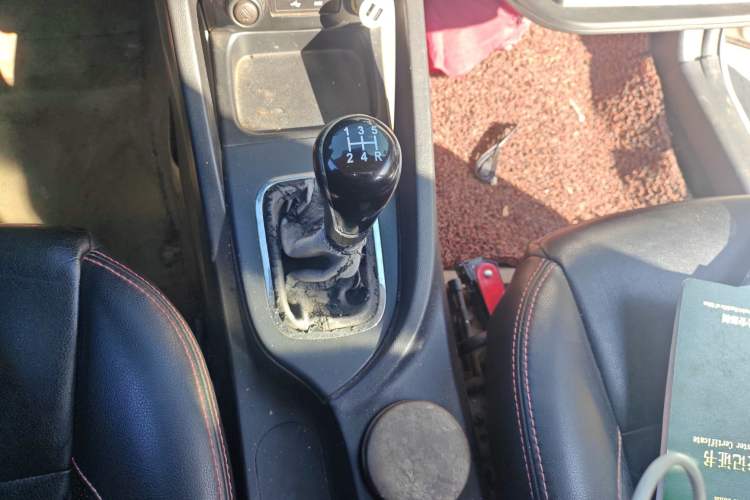 Used Changan CS35 2014 1.6L Manual Luxury Model China IV Standard
