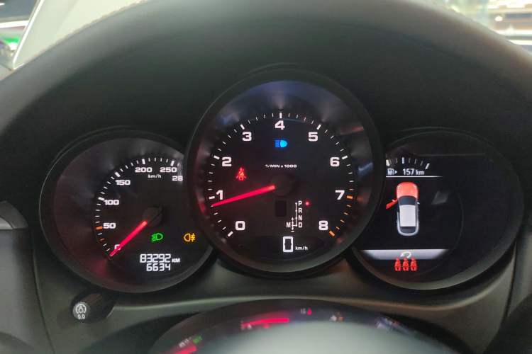 Used Porsche Macan 2018 Macan 2.0T Instrument Cluster