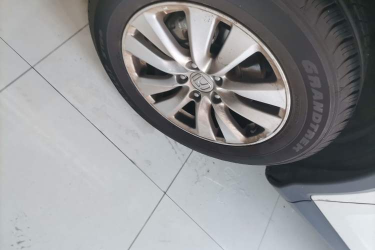 Used Honda CR-V 2015 2.0L two-wheel drive urban version