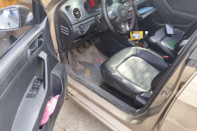 Used Volkswagen Jetta 2013 1.6L Manual Fashion Edition Driver Seat