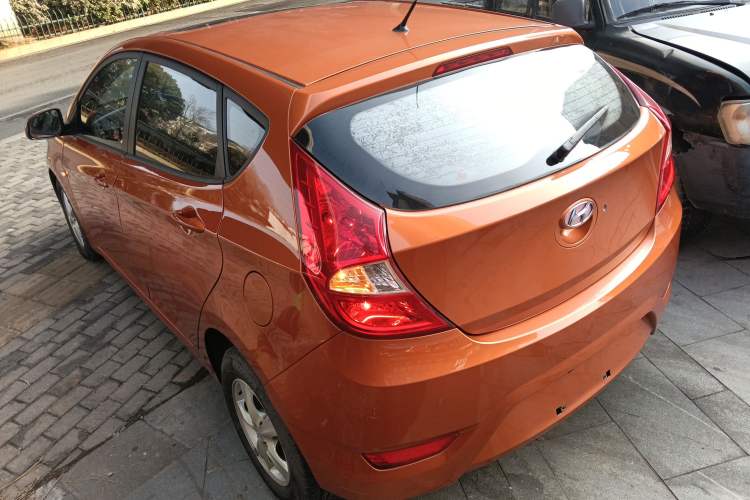 Used Hyundai Verna Ray 2014 1.4L Automatic GLX