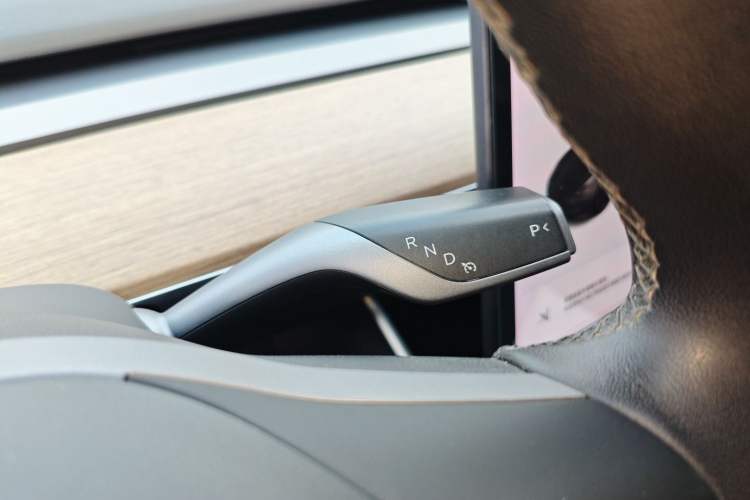 Used Tesla Model 3 2020 Revised Version Standard Range Rear-Wheel Drive – Upgraded Edition Gear Lever