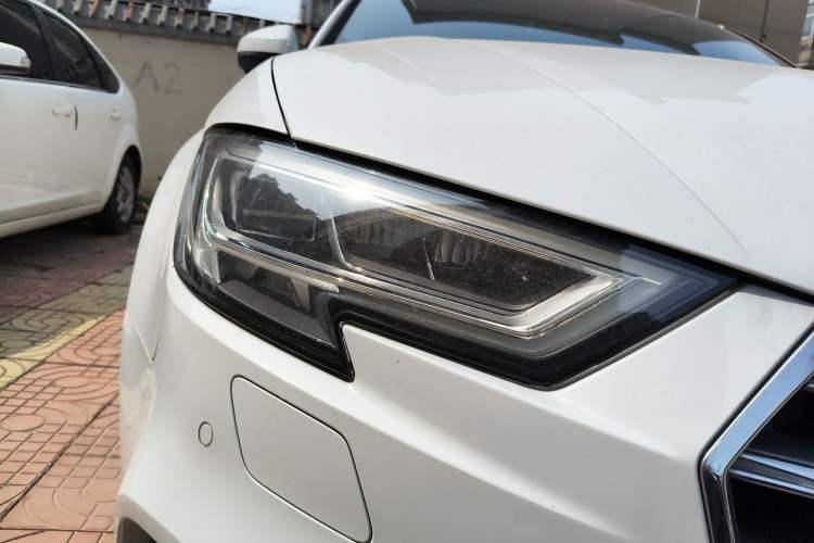 Used Audi A3 2020 Limousine 35 TFSI Fashion Edition China VI Emission Standard