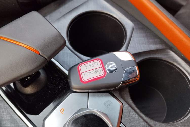 Used CHANGAN UNI-V 2023 1.5T Sport Edition
