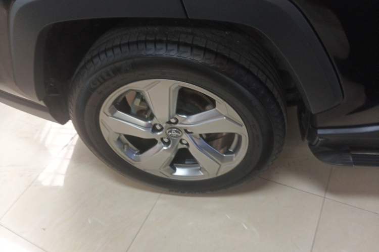 Used Toyota RAV4 2020 2.0L CVT Two-Wheel Drive Fashion PLUS Edition