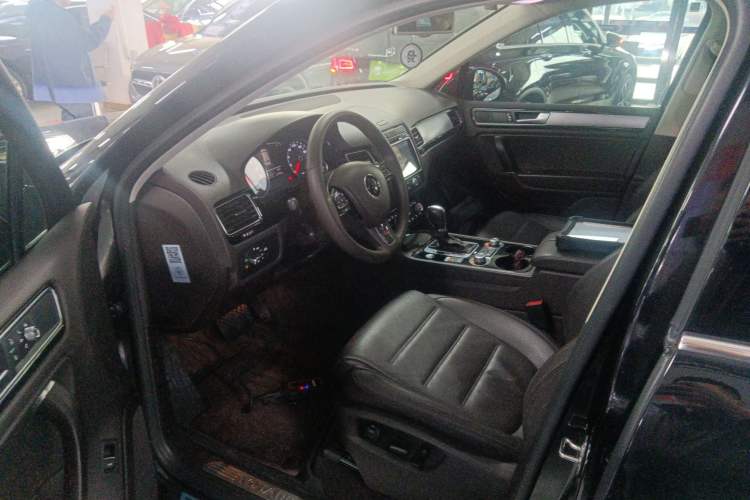 Used Volkswagen Touareg 2017 3.0 TSI Touareg Model
