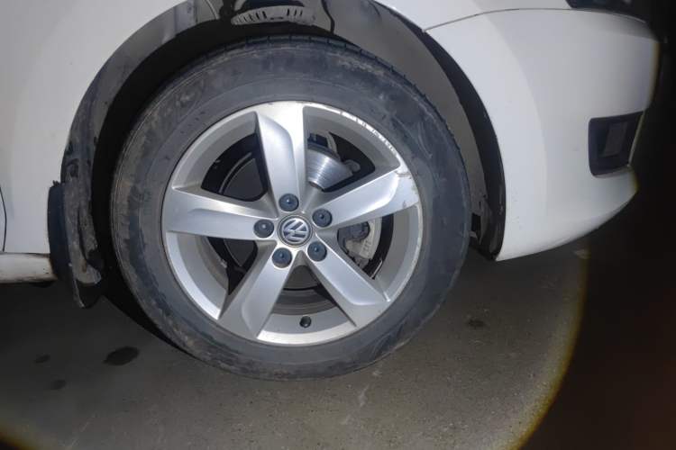 Used Volkswagen Santana 2015 1.6L Automatic Comfort Edition