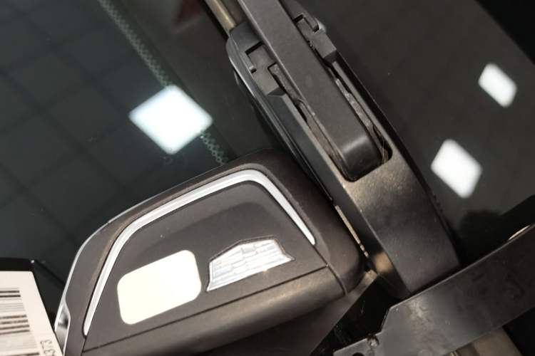 Used Cadillac LYRIQ 2022 Rear-Drive Long-Range Prestige Edition
