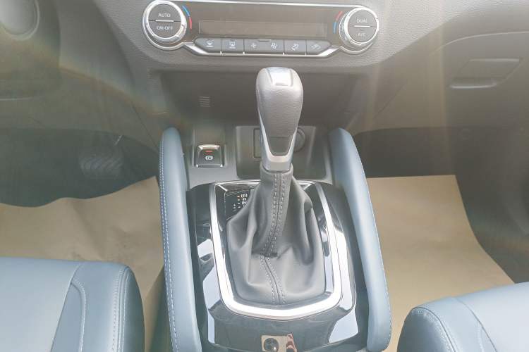 Used Nissan Qashqai 2025 Honor 2.0L CVT XV+ Leading Edition
