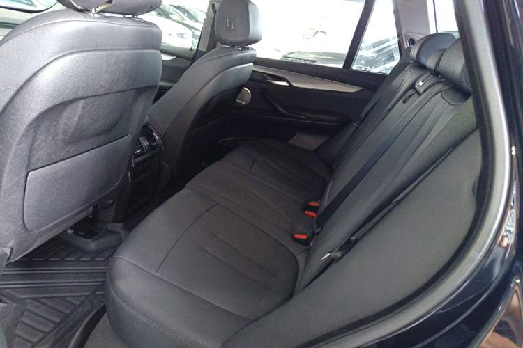 Used BMW X5 2017 xDrive35i Middle East
