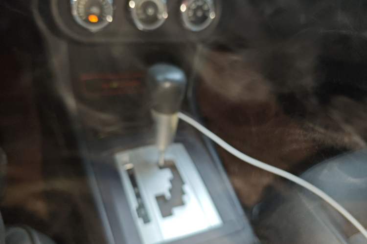 Used Mitsubishi Lancer EX 2013 Fashion Edition 1.8L CVT Comfort Version Gear Lever