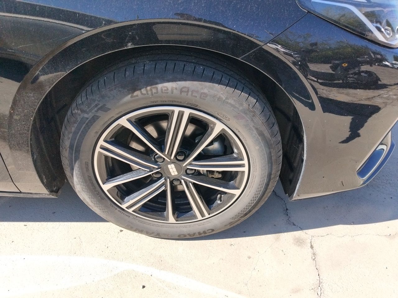 Geely Galaxy A7 2025 Model EM-i 70km Luxury Edition — снимка 8