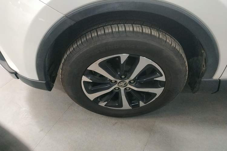 Used Toyota RAV4 2019 2.0L CVT Two-Wheel Drive Pioneer Edition China VI Standard
