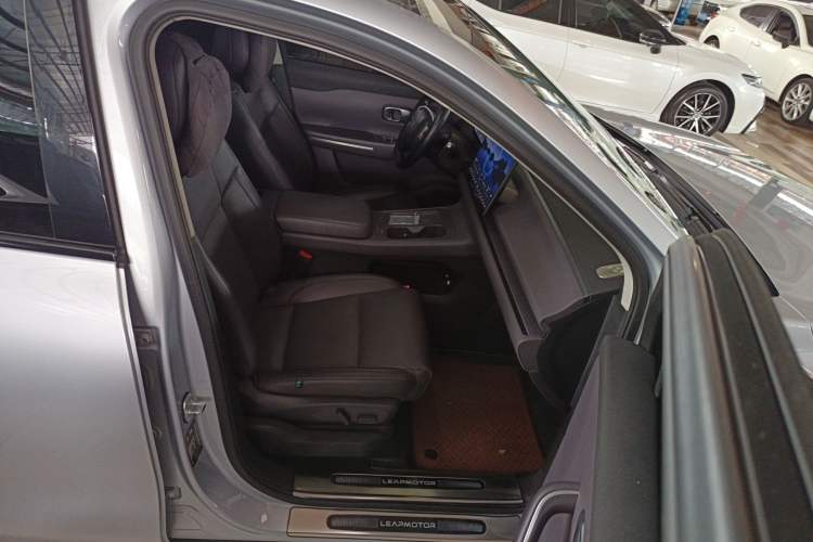 Used Leapmotor C16 2024 Pure Electric 520 Deluxe Edition