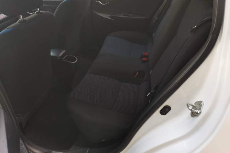 Used Toyota YARiS L Zhi Xuan 2016 Revised Version 1.5G CVT with Dynamic Sunroof