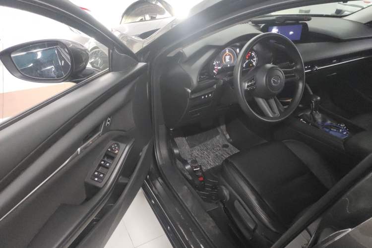 Used Mazda Mazda 3 Axela 2022 2.0L Automatic Zhiqing Edition
