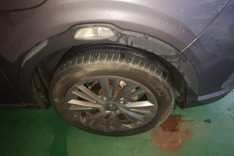 Used NETA V 2022 Chao 400 Lite Right Front Wheel Hub