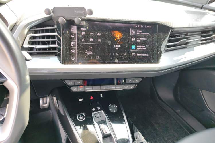 Used Audi Q4 e-tron 2024 40 e-tron Boundary Edition Audio And AC Panel