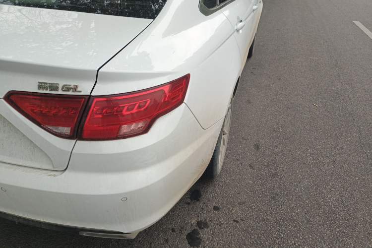 Used Geely Auto Emgrand GL 2017 1.3T DCT Luxury Model Right Rear Taillight