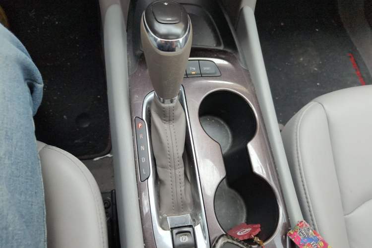 Used Chevrolet Malibu XL 2019 535T CVT Rui Xing Edition Gear Lever