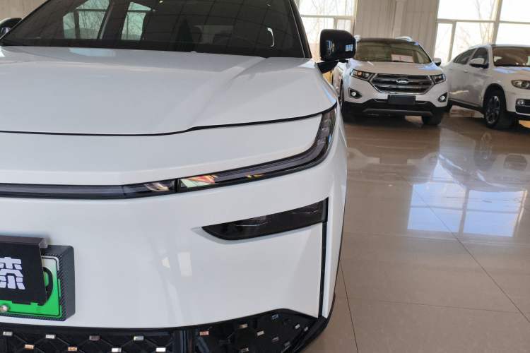 Used Toyota BZ 3X 2025 520 Pro Left Front Headlight