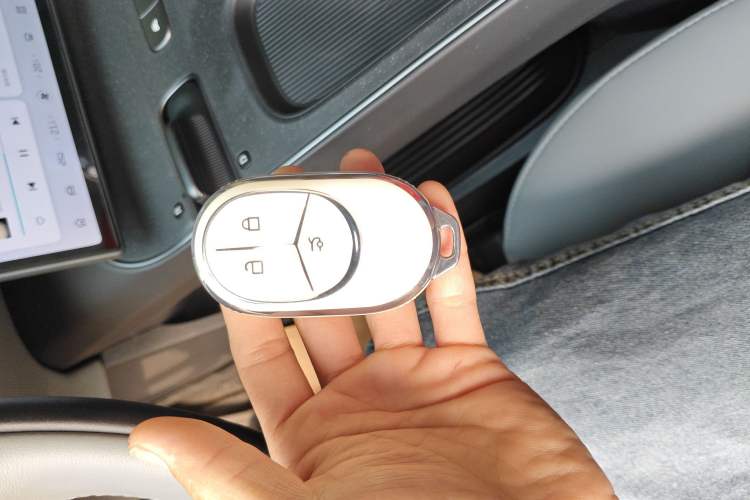 Used Nio ET5T 2024 75kWh Touring Interior 1