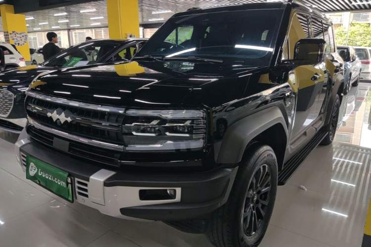 Used Formula Leopard 5 2023 Navigator Edition