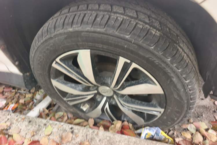 Used BYD S7 2017 2.0T Automatic Prestige Edition
