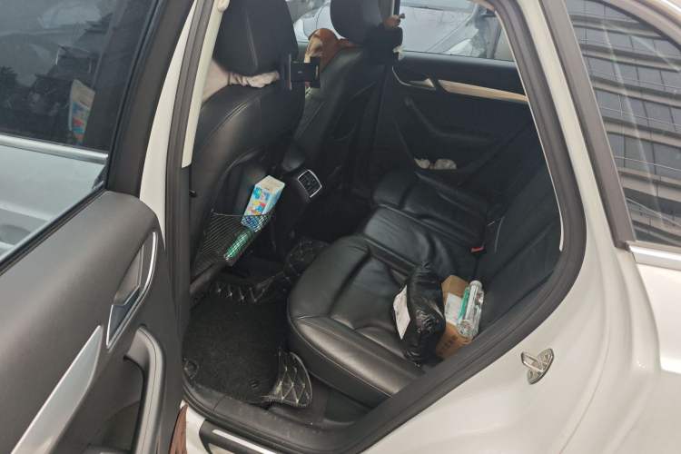 Used Audi Q3 2015 35 TFSI Ambition Edition Left Rear Seat