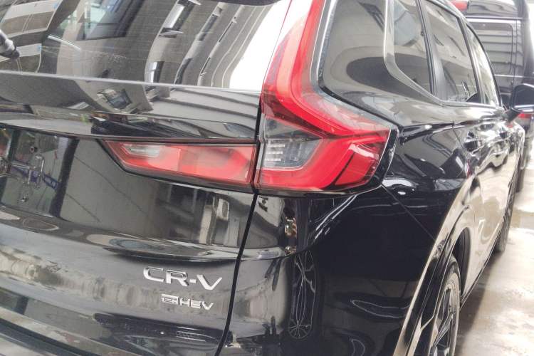 Used Honda CR-V 2024 2.0L eHEV Two-Wheel Drive Smart Edition
