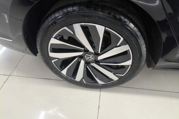 Used Volkswagen Passat 2022 330TSI Starry Luxury Edition
