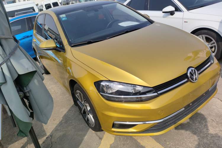 Used Volkswagen Golf 2018 230TSI Automatic Luxury Version Exterior 1