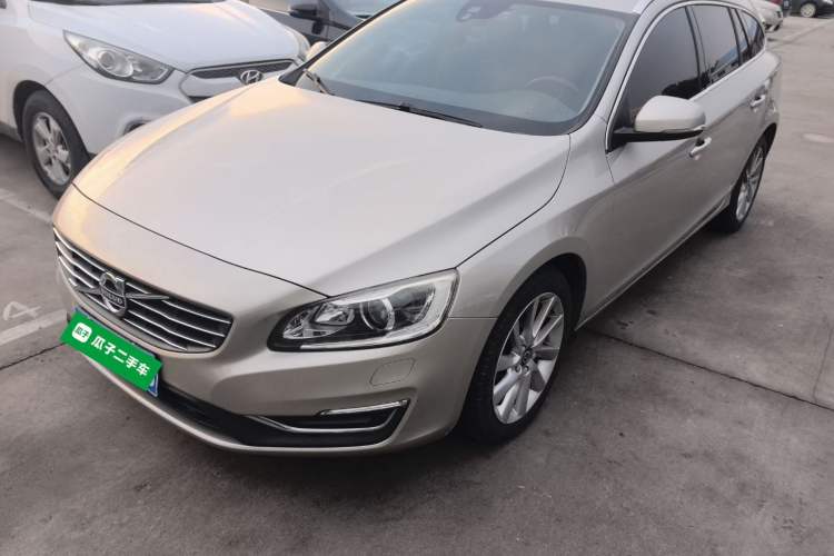 Used Volvo V60 2017 T5 Zhiyi Edition China V Standard