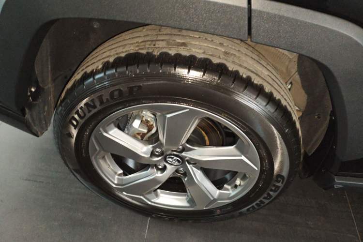 Used Toyota RAV4 2022 Dual-Engine 2.5L E-CVT Two-Wheel Drive Elite Edition
