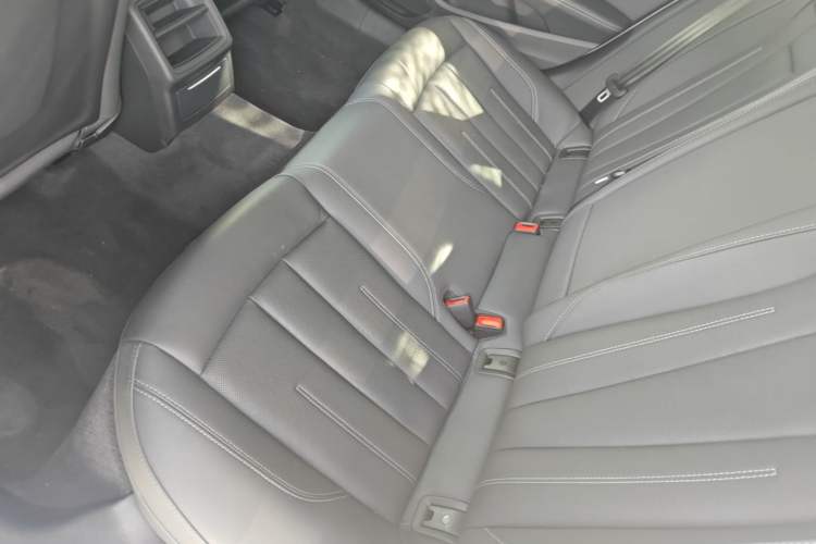 Used Audi A4L 2020 40 TFSI Fashionable and Elegant Model