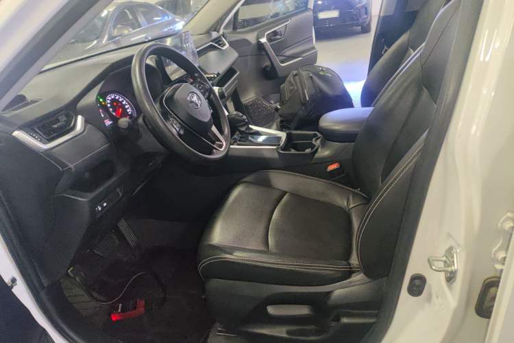 Used Toyota RAV4 2023 2.0L CVT Two-Wheel Drive Urban Edition