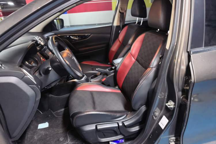 Used Nissan Qashqai 2017 2.0L CVT Luxury Edition China V Standard Left Front Seat