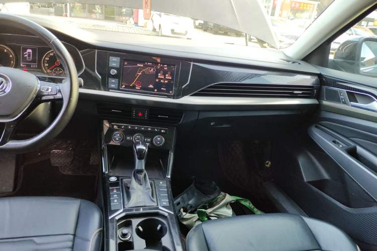 Used Volkswagen Passat 2019 330TSI Elite Edition China VI
