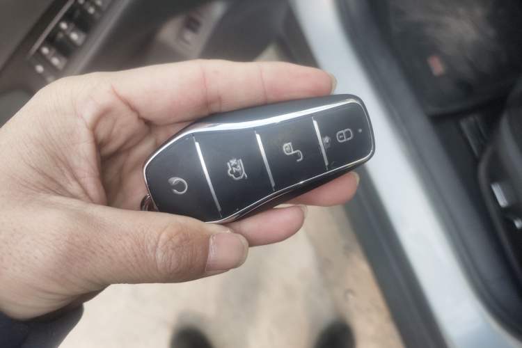 Used BYD Qin L 2025 EV 545KM Excellence Edition Vehicle Key