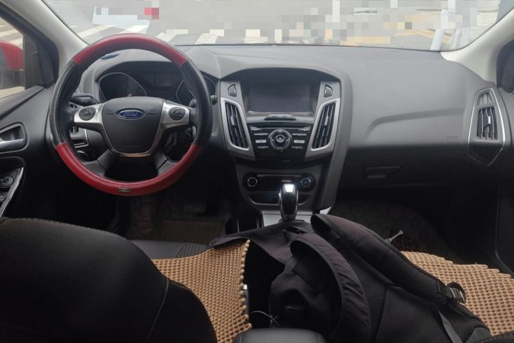 Used Ford Focus 2012 Hatchback 1.6L Automatic Fashion Edition
