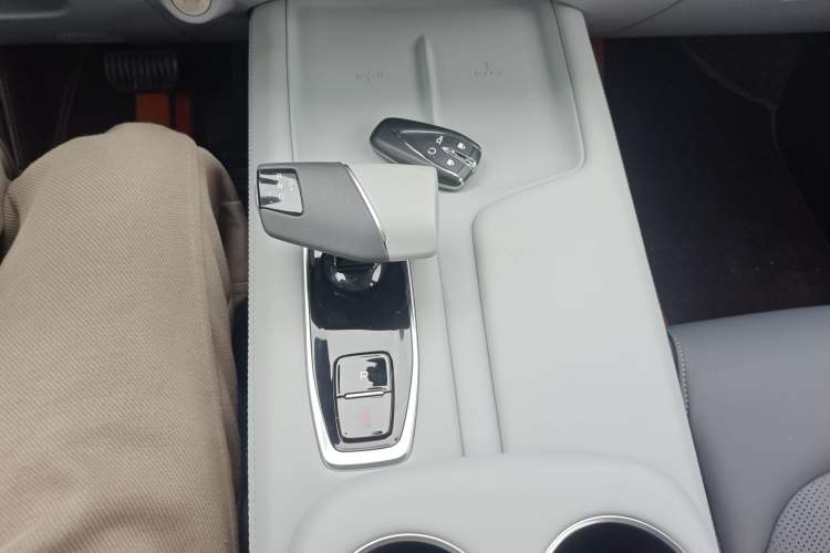 Used CHANGAN UNI-Z 2025 1.5T Premium Edition
