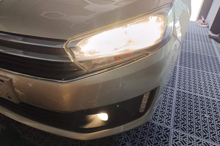 Used Citroen C4 Sega 2016 1.2THP Automatic Luxury Model Left Front Headlight