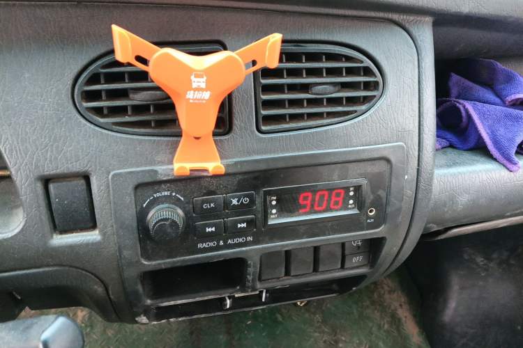 Used Dongfeng Xiaokang K07II 2013 1.0L Base Version Audio And AC Panel