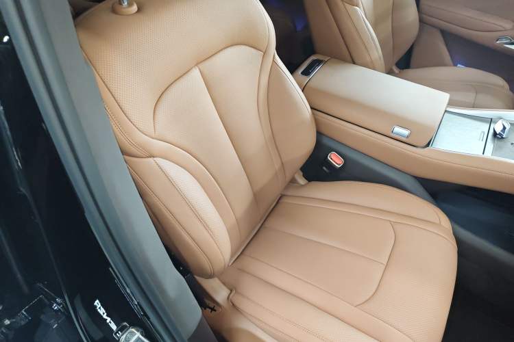 Used Denza N9 2026 Model Zunyue Model Right Front Seat