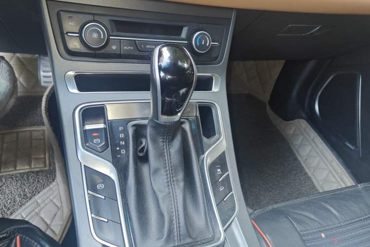 Used Geely Auto Vision S1 2018 1.4T CVT FENGXING Model
