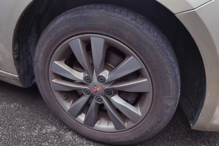 Used Roewe 360 2015 20T TST Deluxe Edition
