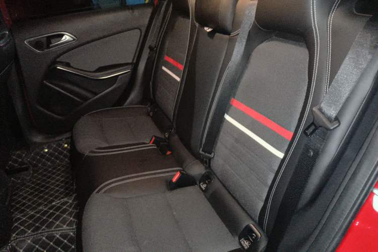 Used Mercedes-Benz A-Class 2013 A 180 Fashion Model Left Rear Seat